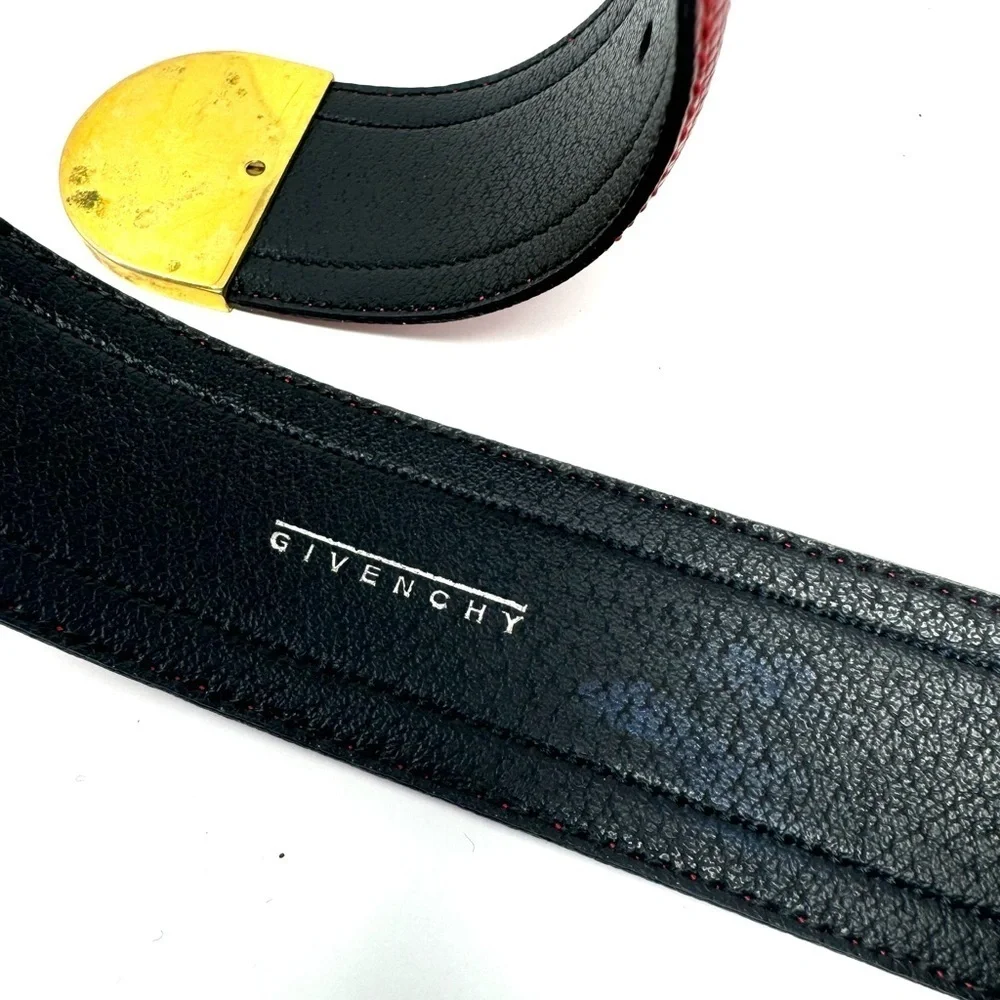 Givenchy striking vintage