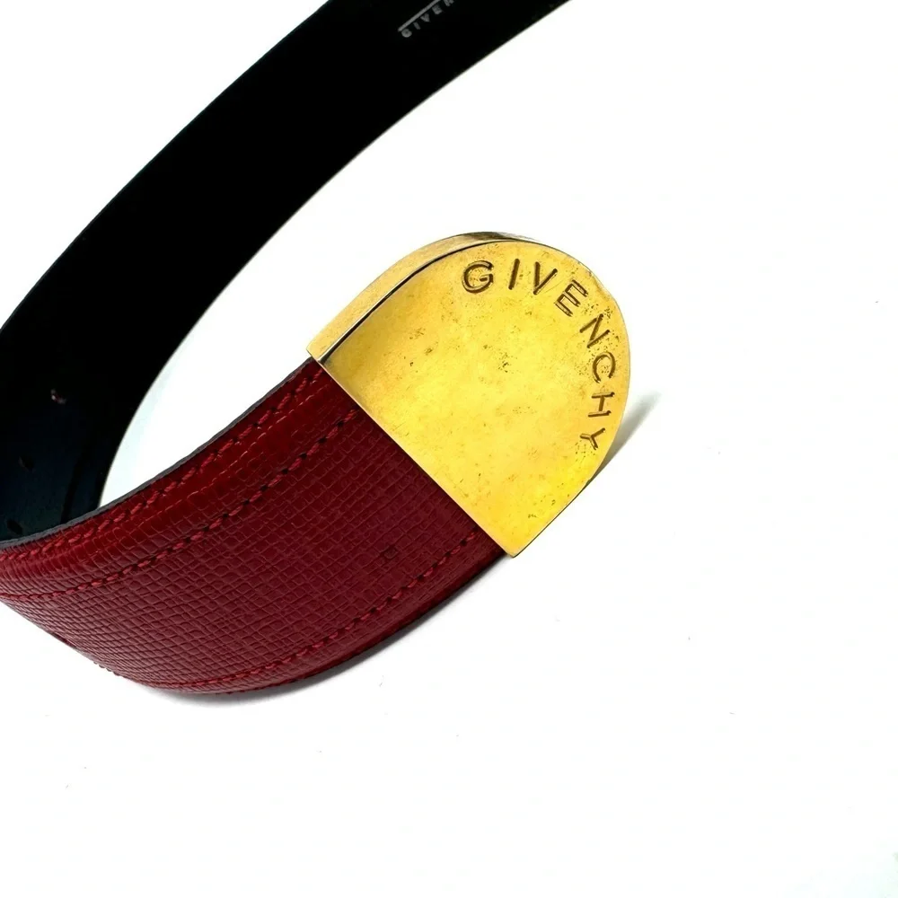 Givenchy striking vintage