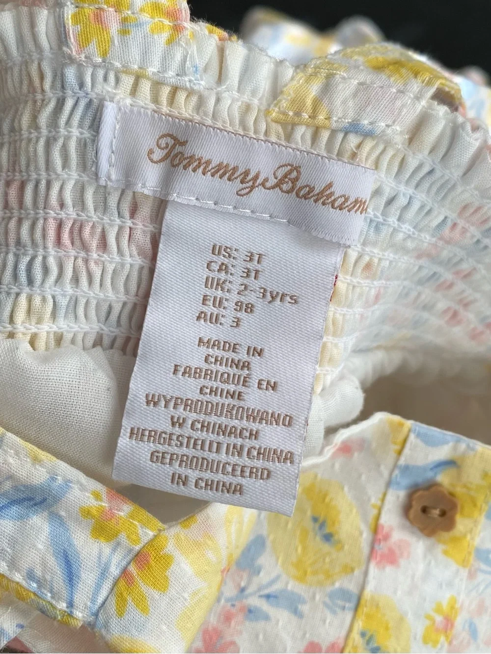 Tommy Bahama excellent