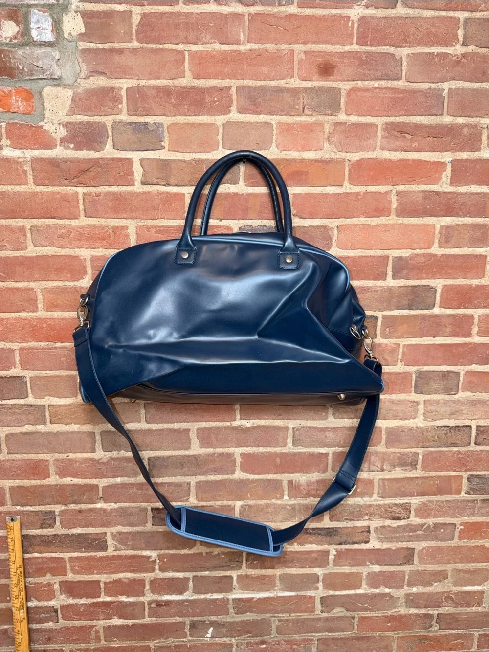 Structure sleek navy