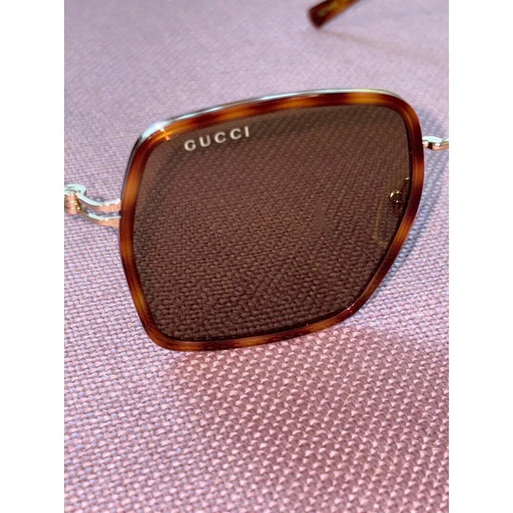Gucci frame lens yves