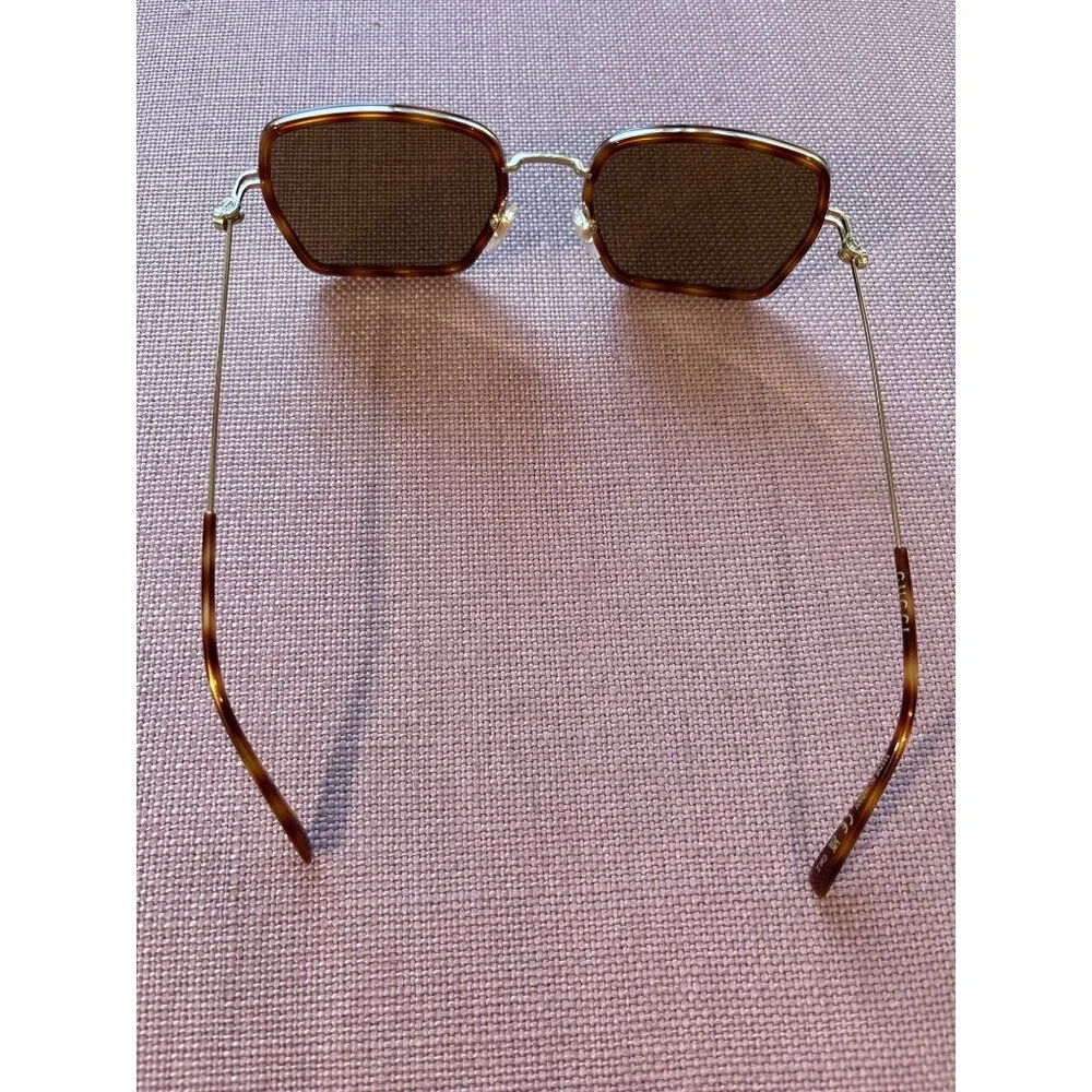 Gucci edgy frames style