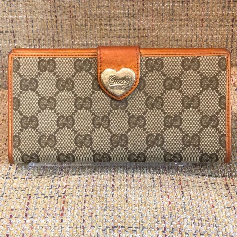 GUCCI GG Monogram Canvas & Leather Heart Clasp Full Length Continental Wallet