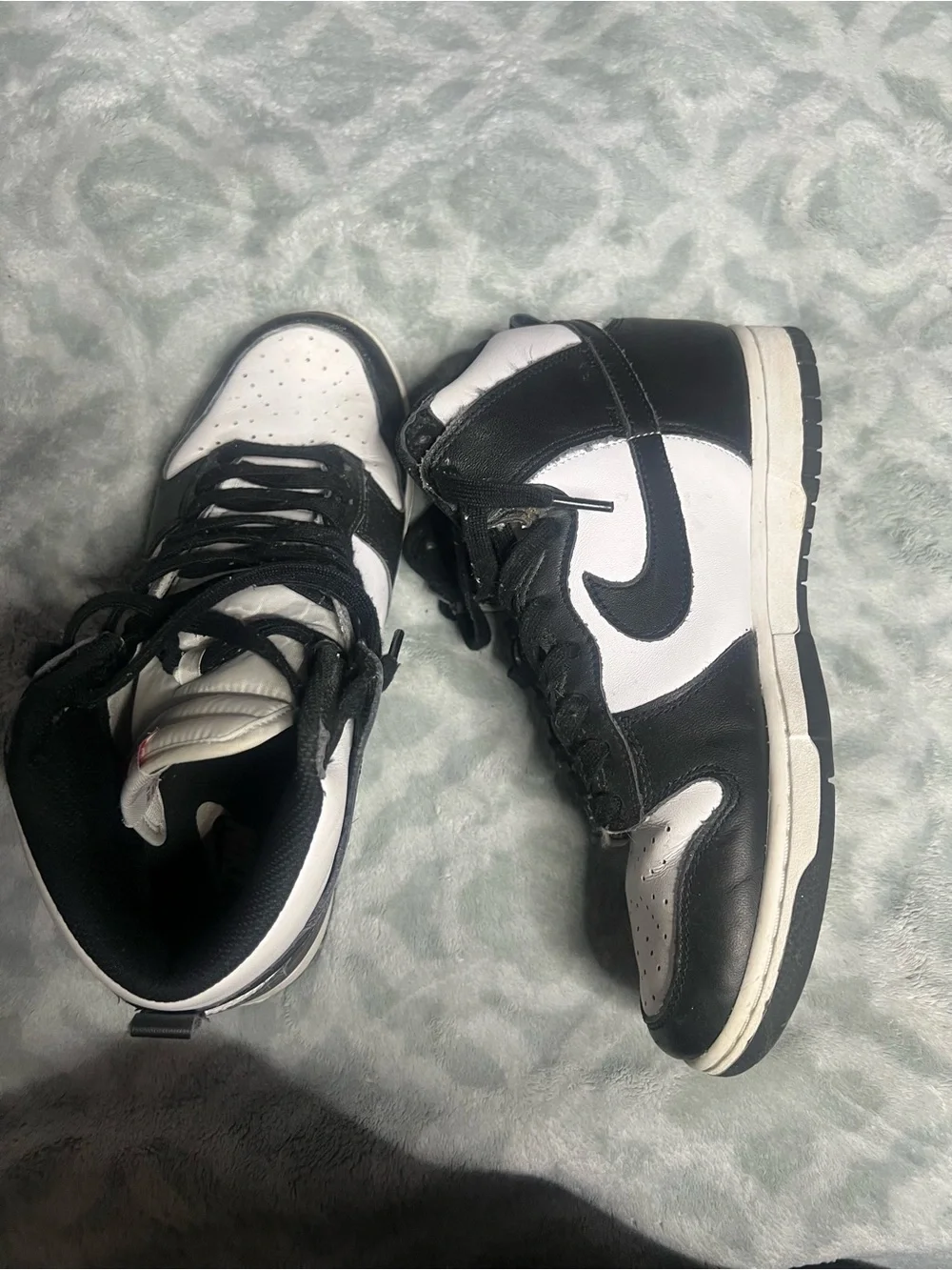 Nike casual black closure