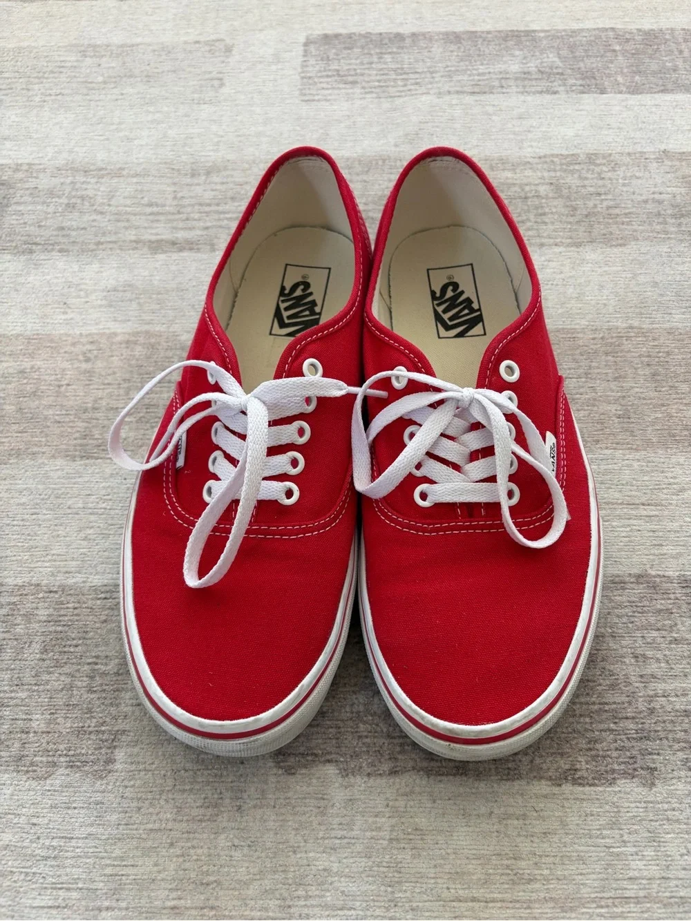 Vans silhouette side logo