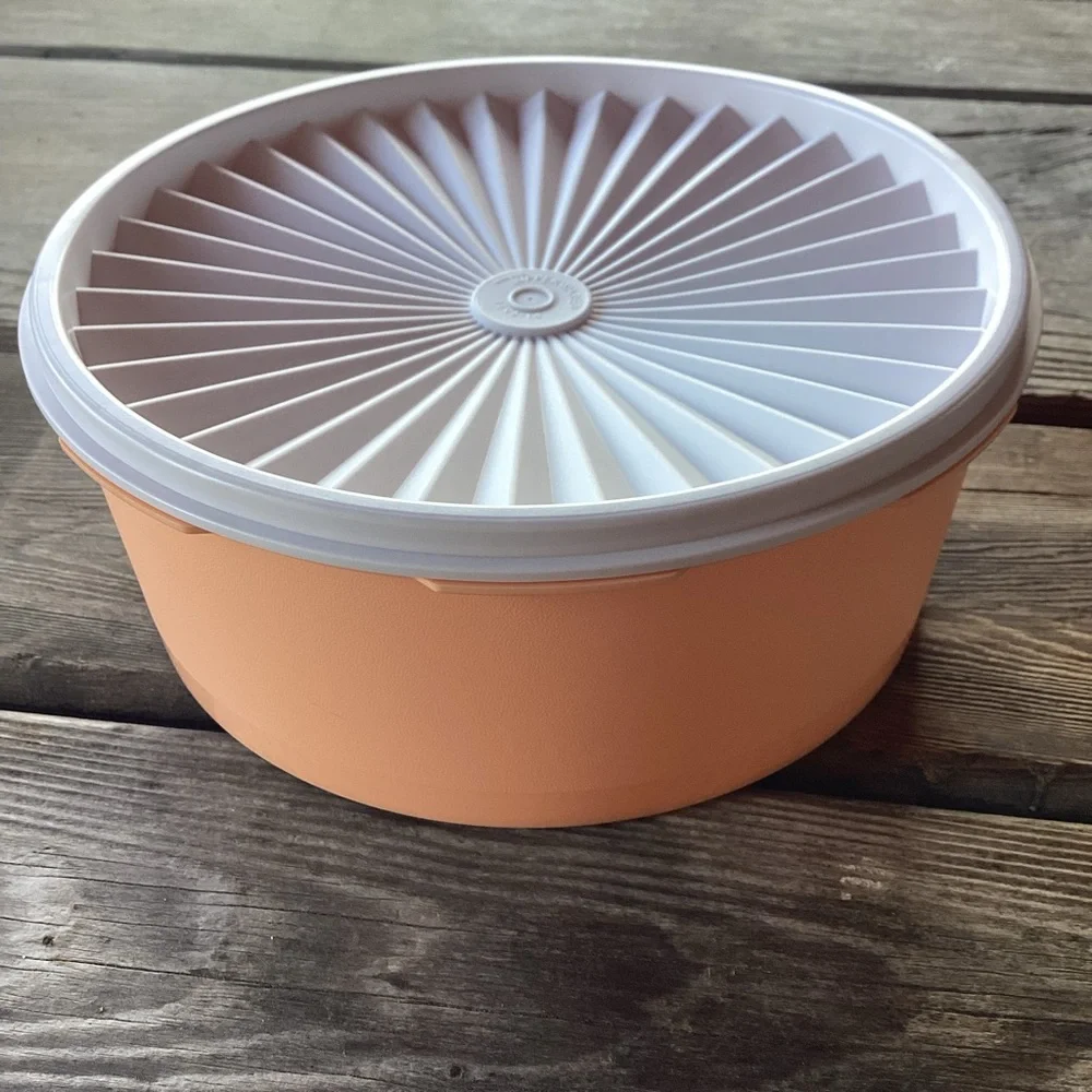 Tupperware servalier stacking