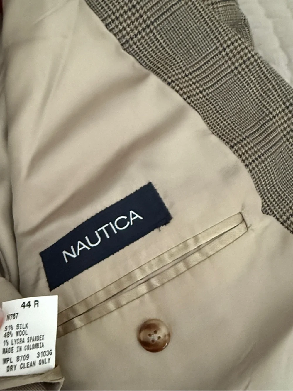 Nautica size 44r