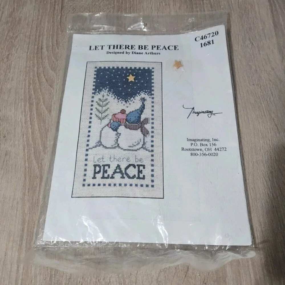 LET THERE BE PEACE Snowmen Cuddled Up Counted Cross Stitch KIT w/ Star 1681 NOS