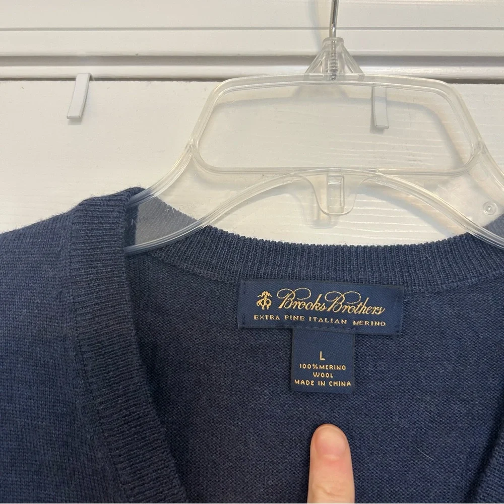 Brooks Brothers neck ideal
