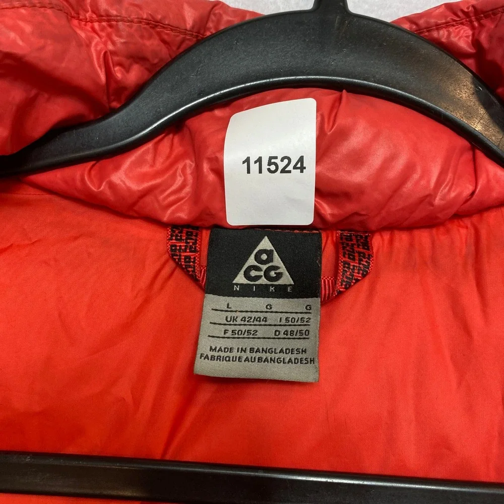 Nike ACG see black