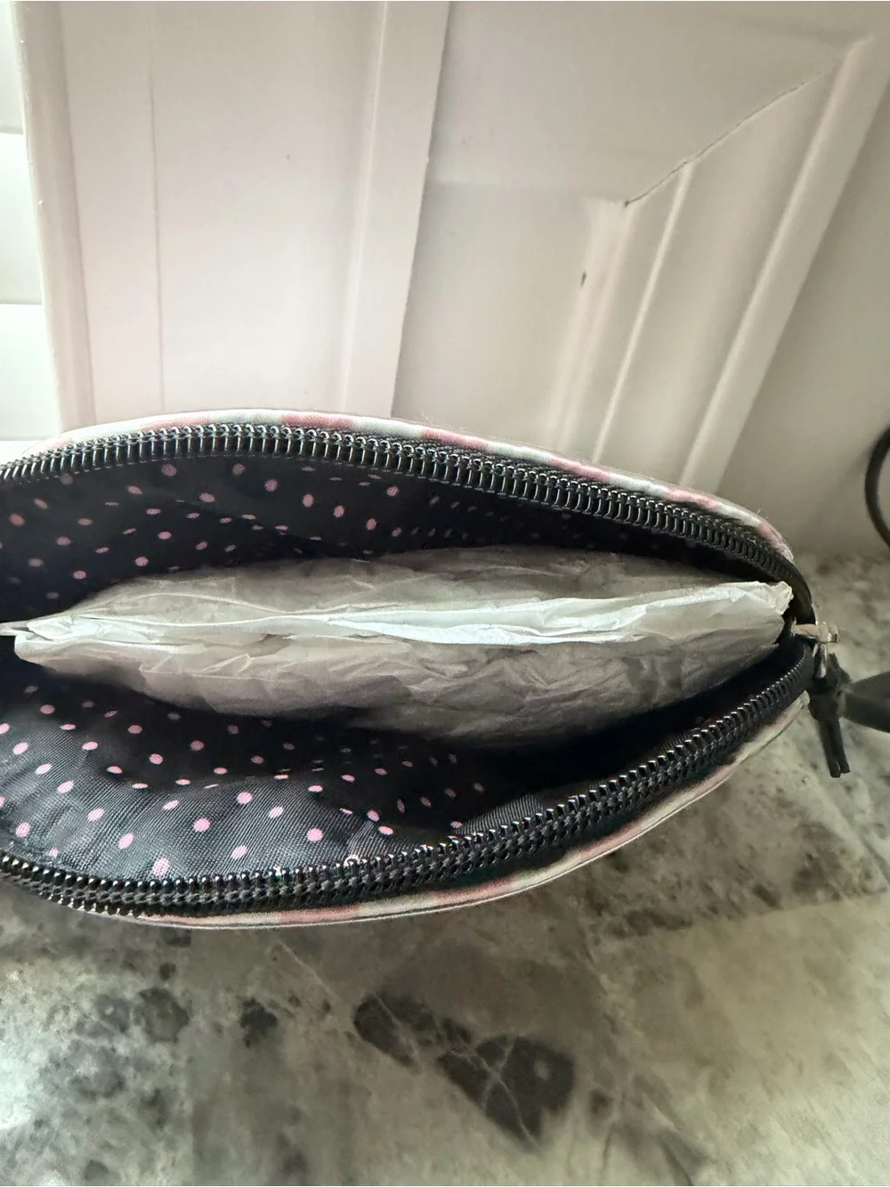 Victorias Secret compact victoria
