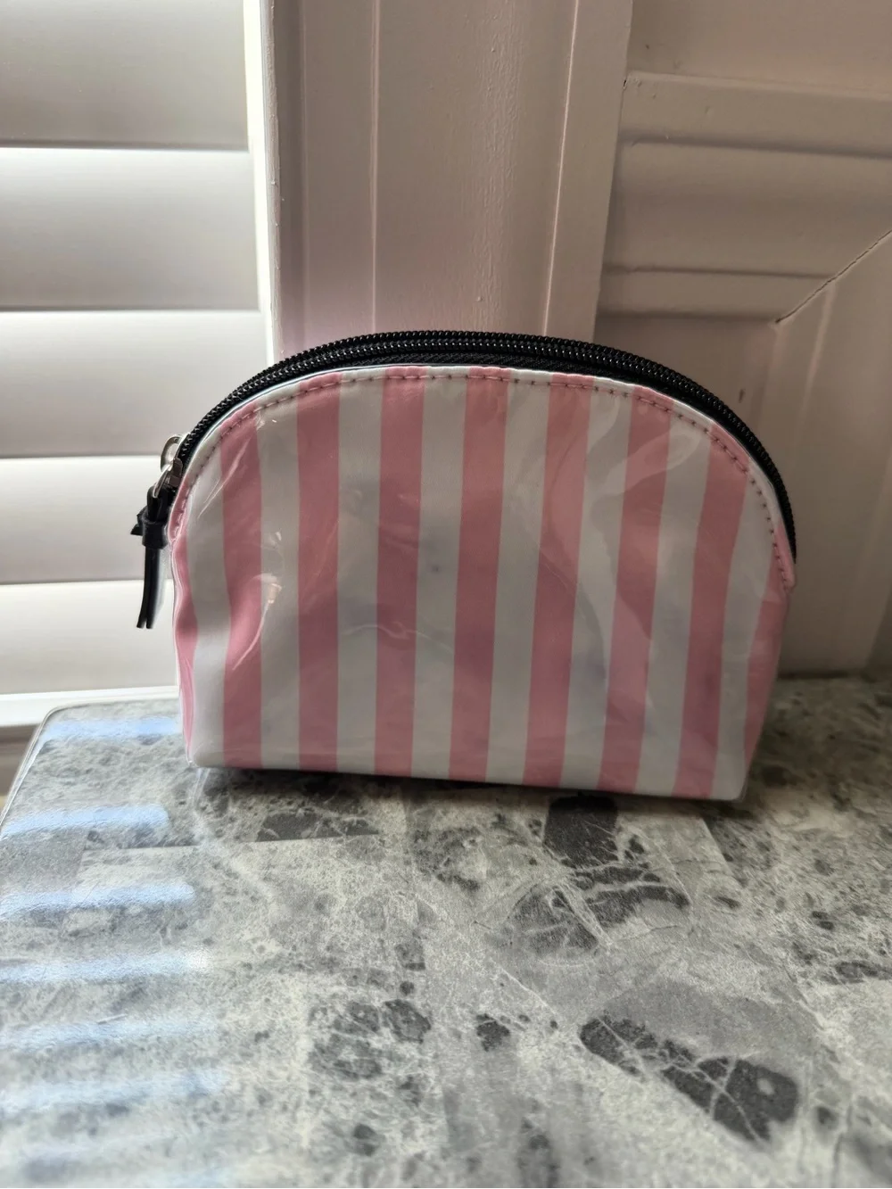 Victorias Secret compact victoria