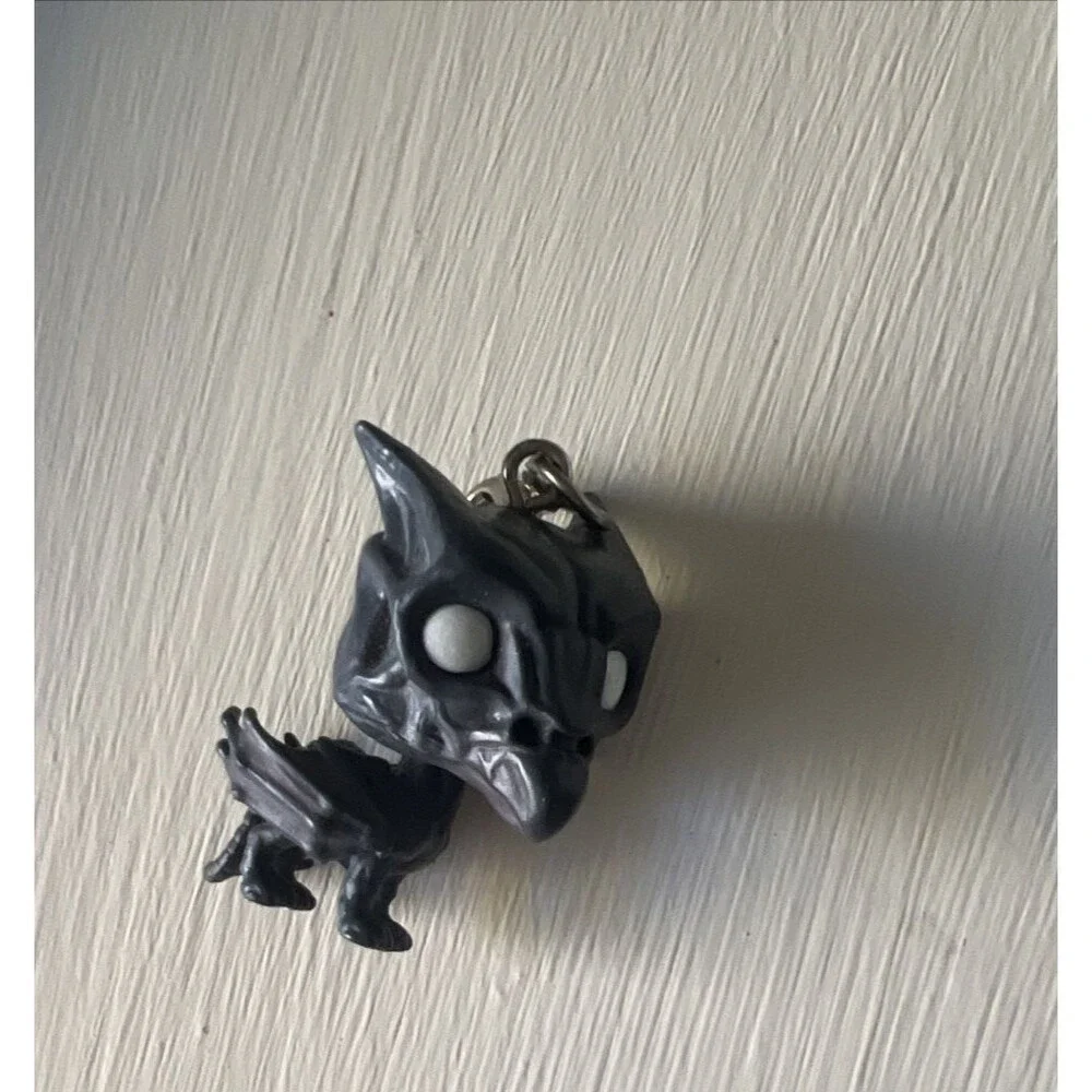 N/A thestral keychain