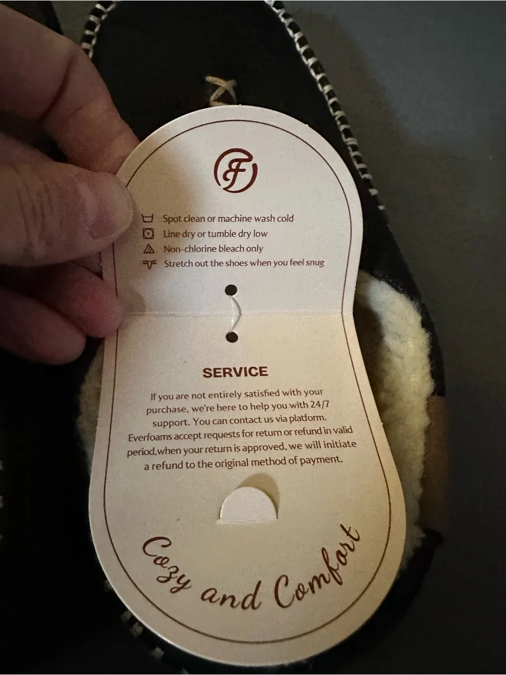 Ever foams men slip