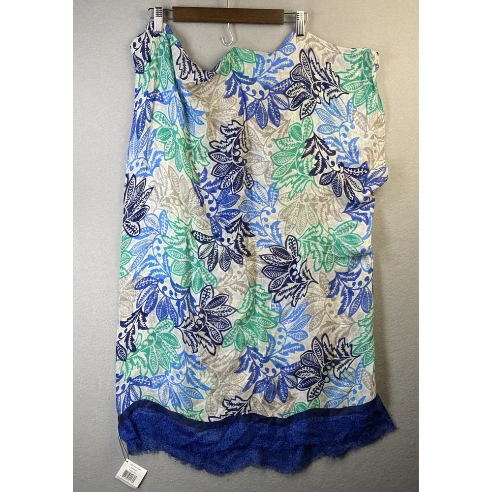 NWT‎ Vera Bradley Soft Fringe Scarf Women OS Blue Santiago Floral Chic Vacation