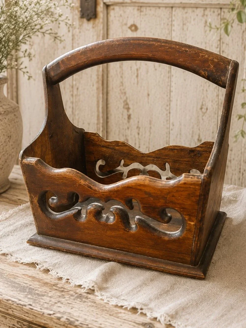 N/A vintage primitive