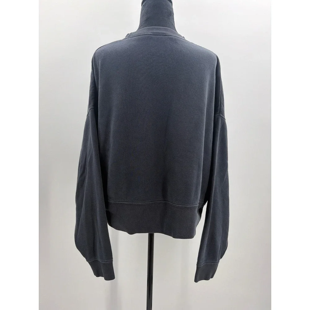 Nike sportswear essential