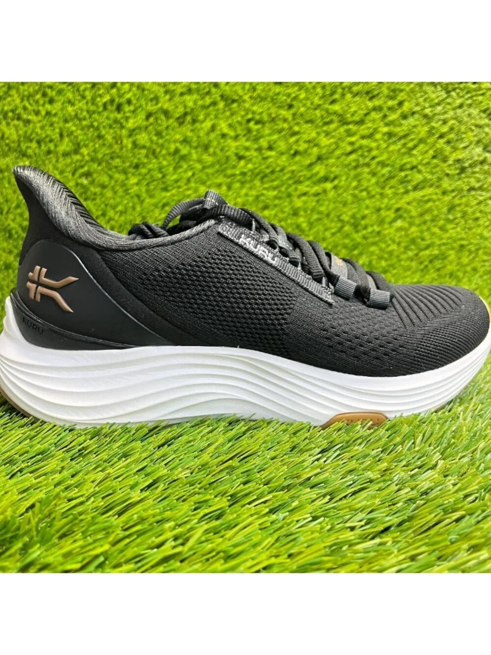 Kuru Atom 2 Womens Size 8.5 Black White Athletic Running Walking Shoes Sneakers