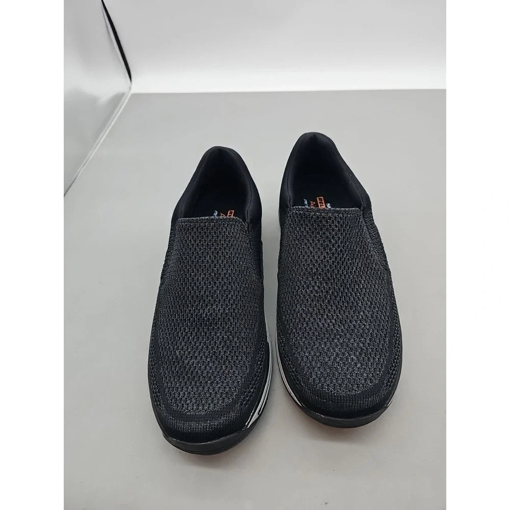 Skechers new ultra