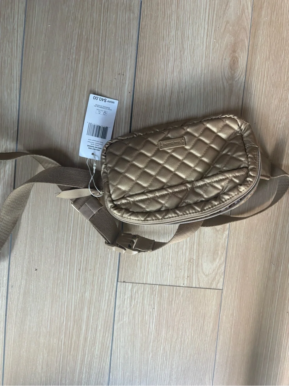 Vera Bradley compact quilted