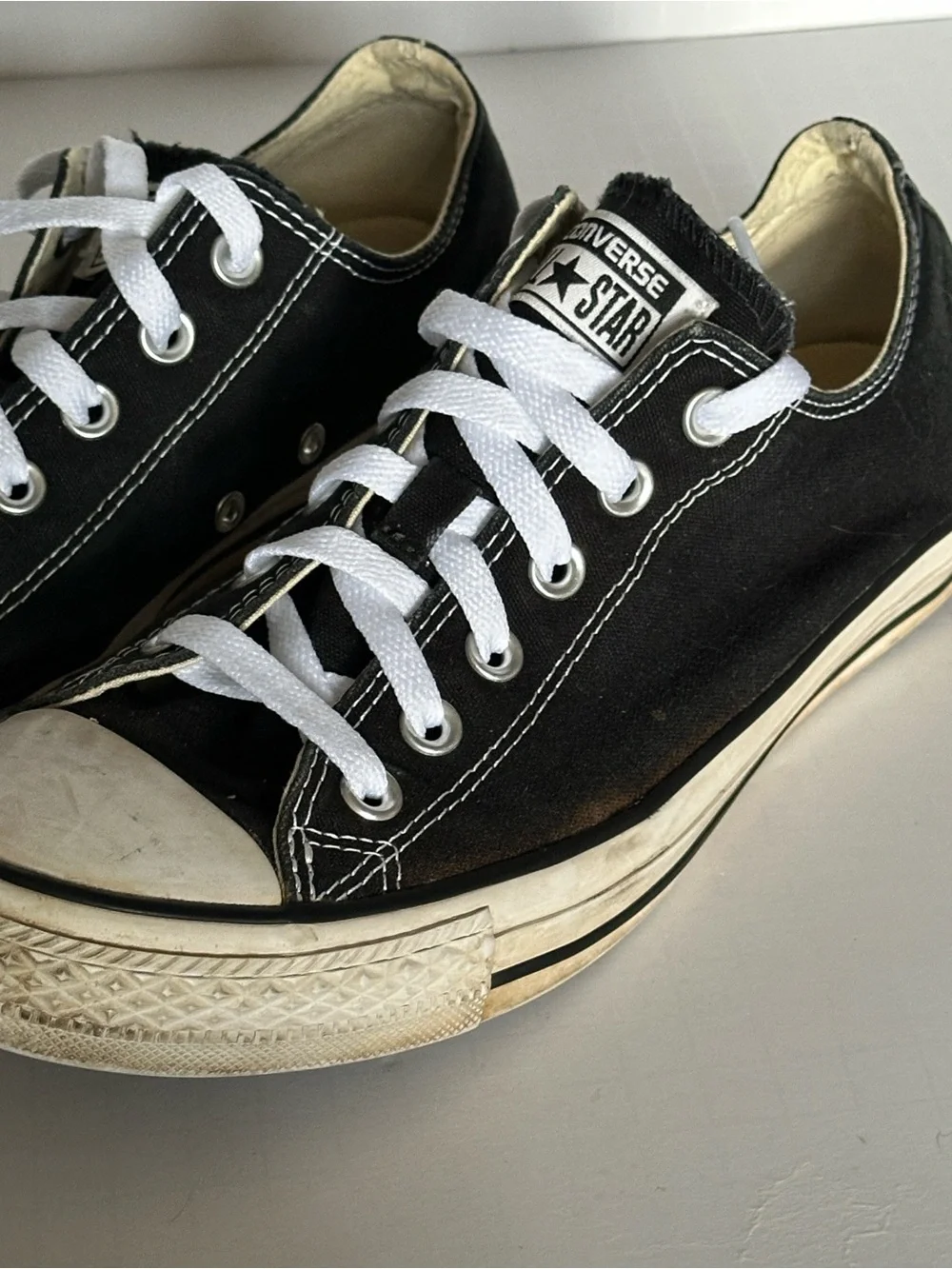 Converse ox low