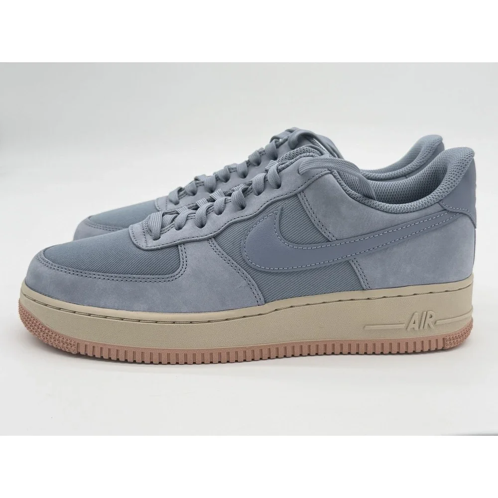 Nike small #3 heel