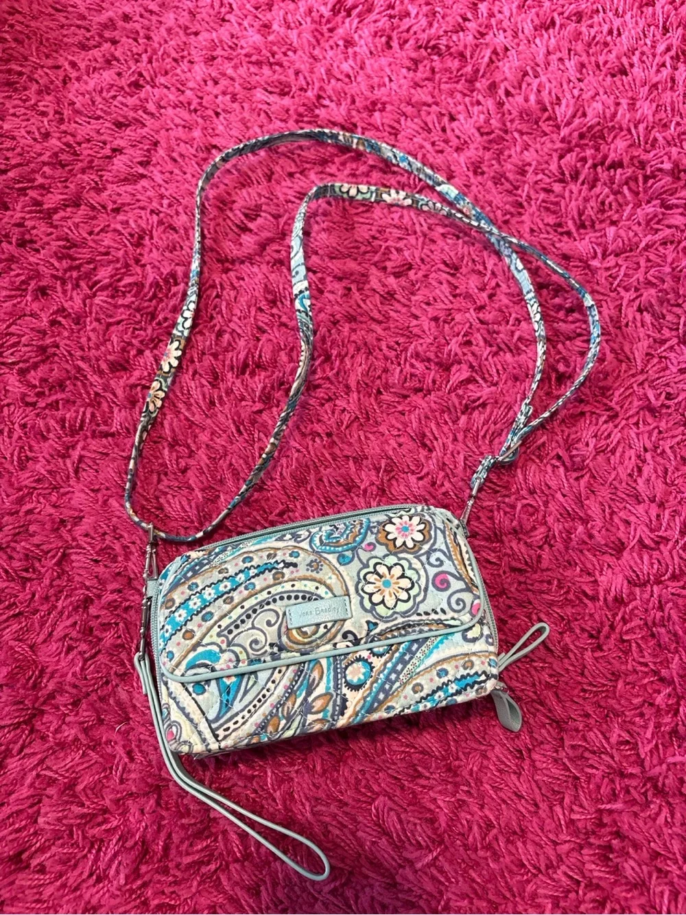 Vera Bradley RFID All-in-One Crossbody Daisy Dot Paisley Wallet