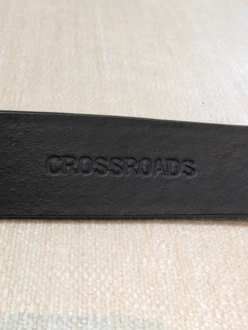 Crossroads timeless black
