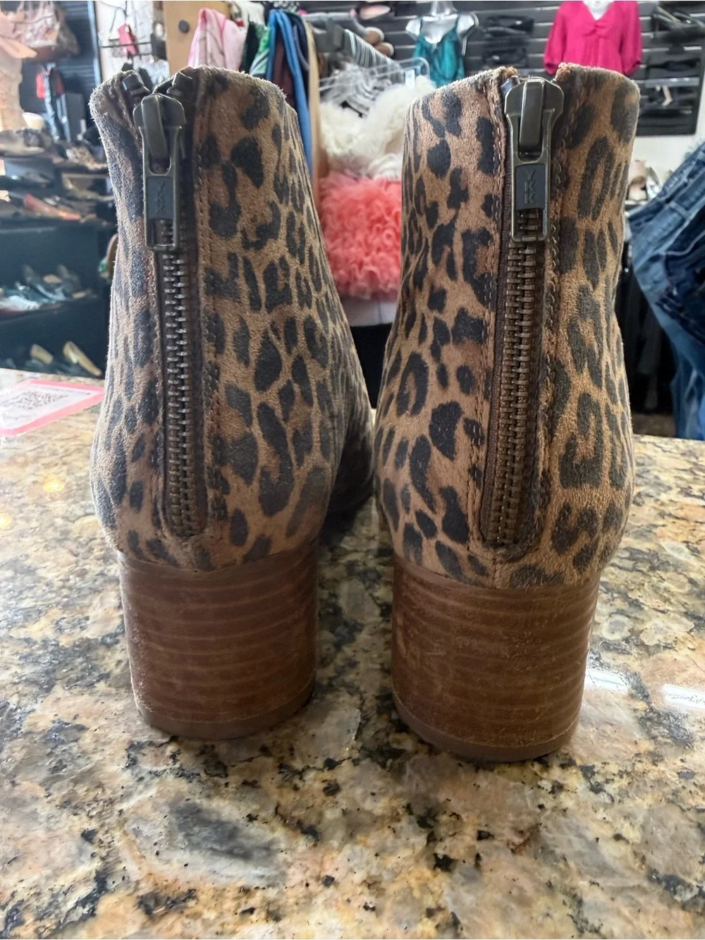 Seychelles leopard print