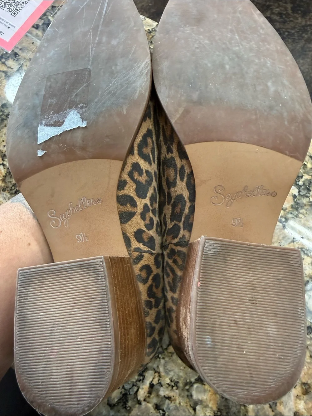 Seychelles leopard print