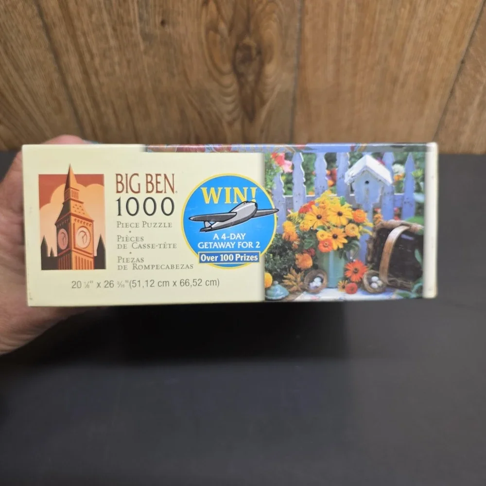 Milton Bradley Big Ben Bouquet Of Flowers 1000 Piece Puzzle USA Garden Scene