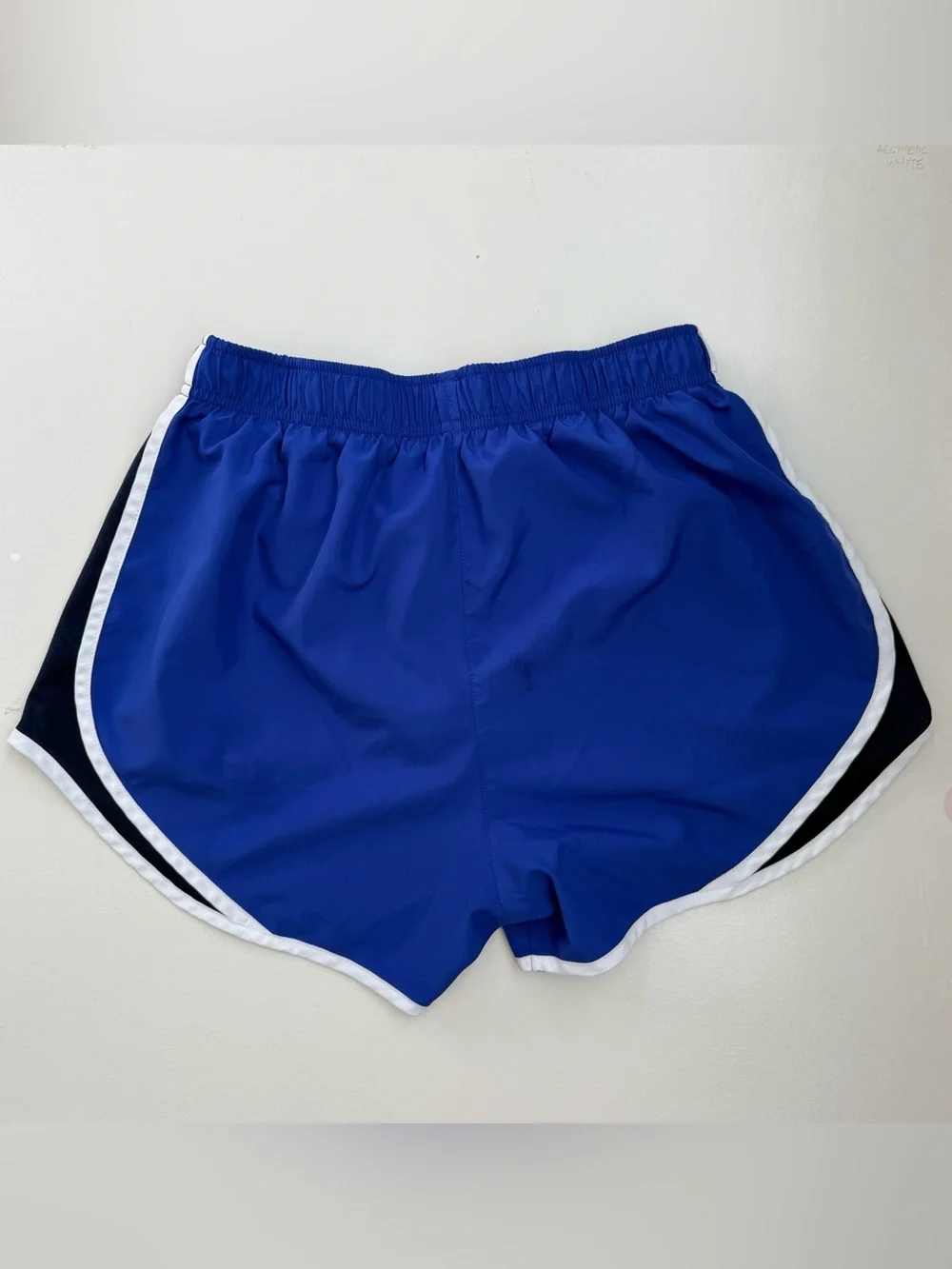 Nike Dri-FIT Royal Blue Athletic Shorts Women's Size Medium EUC