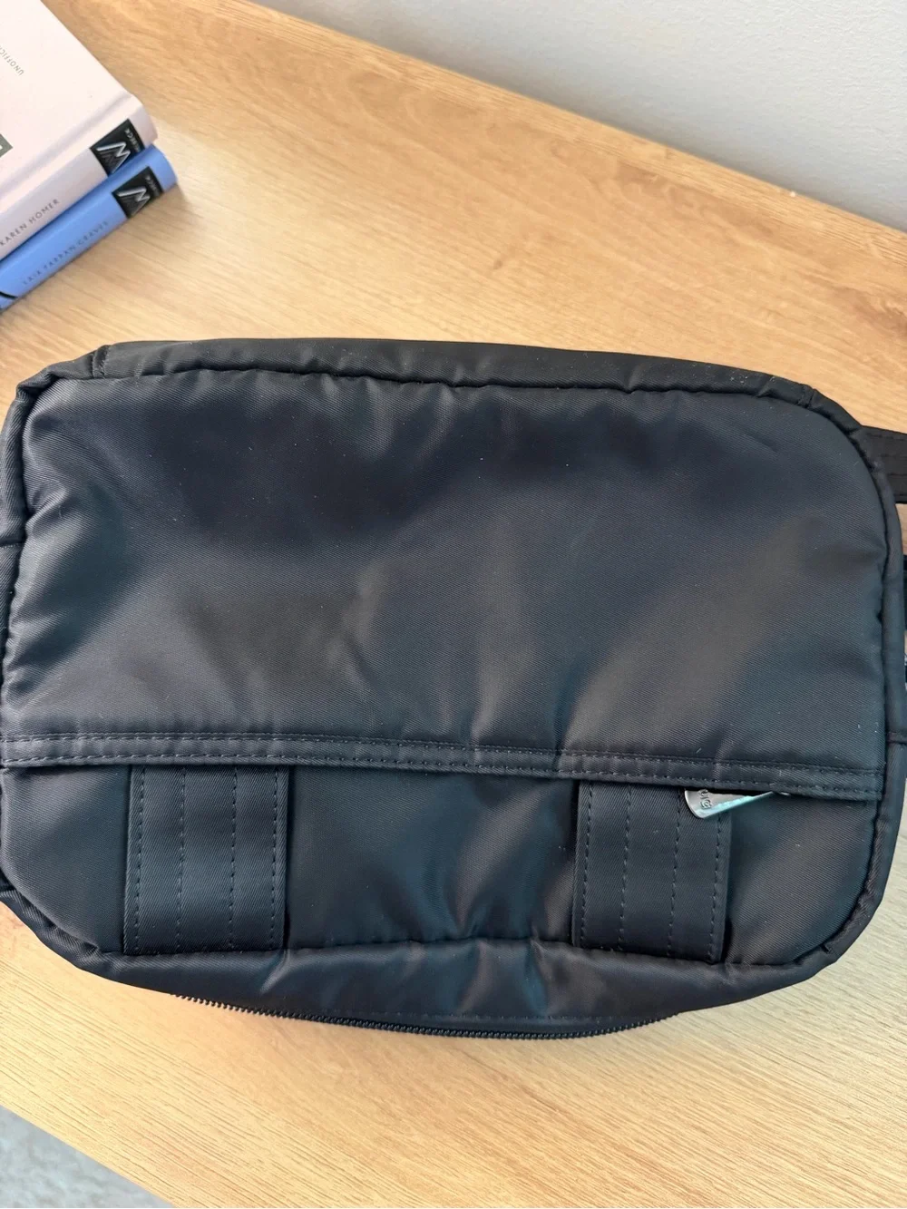 lug compact crossbody