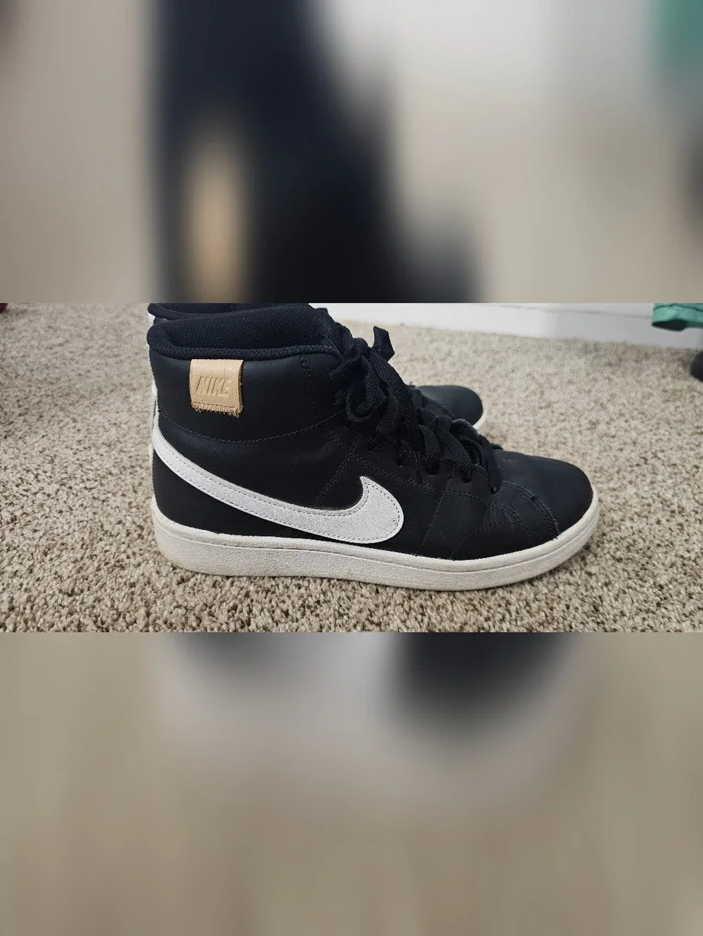 Nike upper casual secure