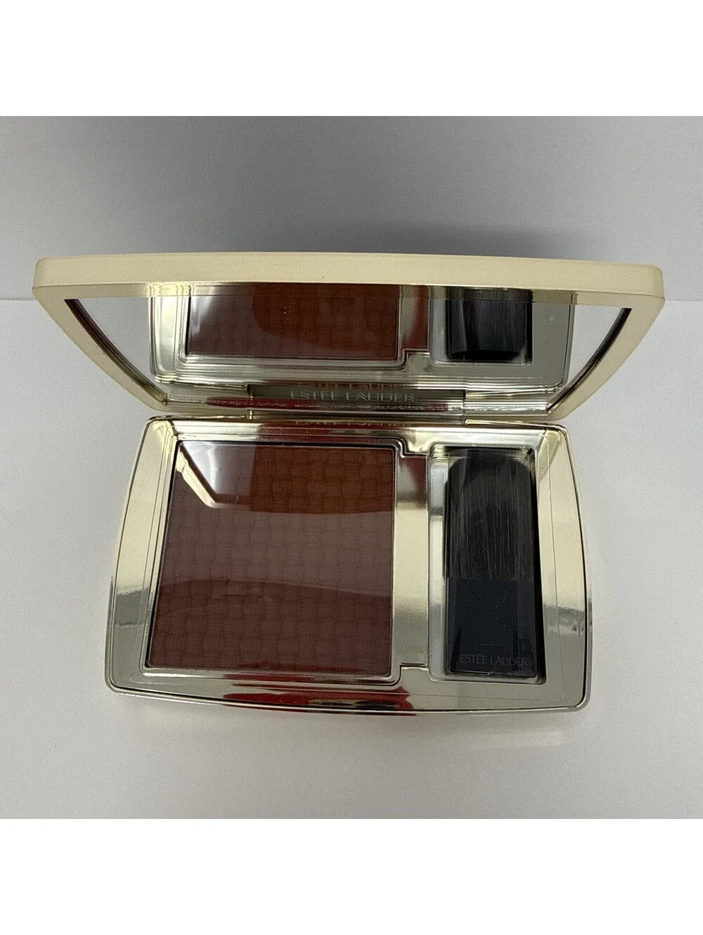 N/A estee lauder