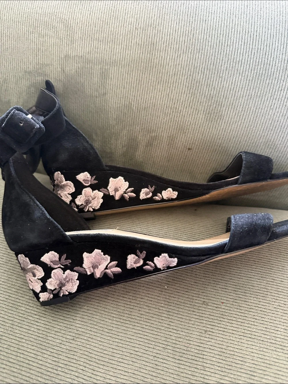 Saks Fifth Avenue elegant black