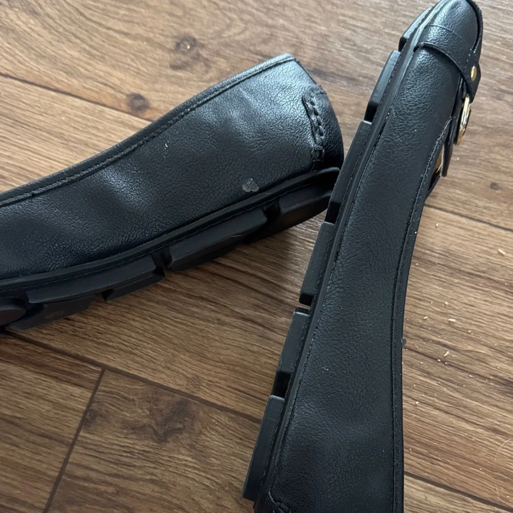 Liz Claiborne sleek black