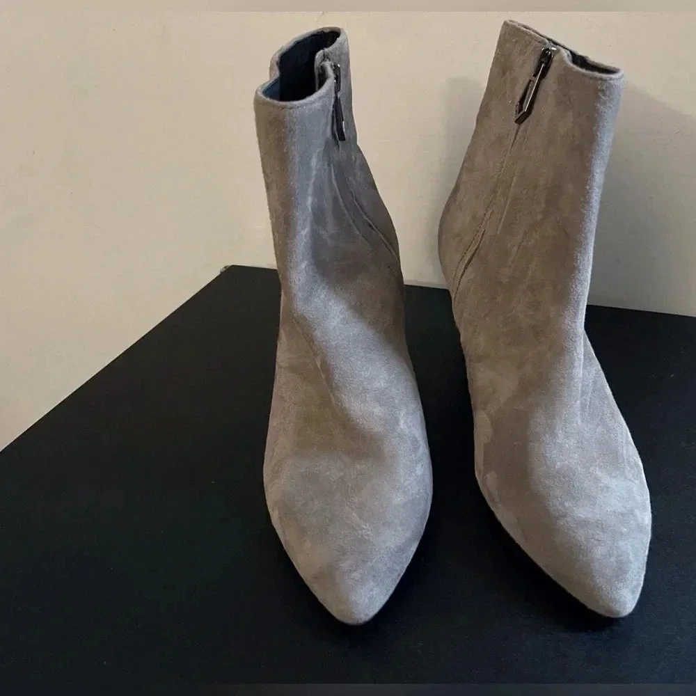 Botkier size gray