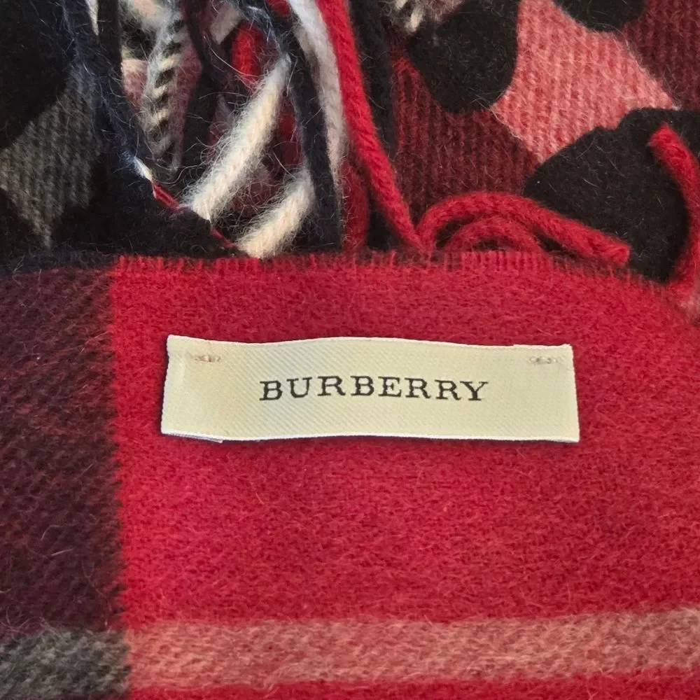 Burberry authentic red