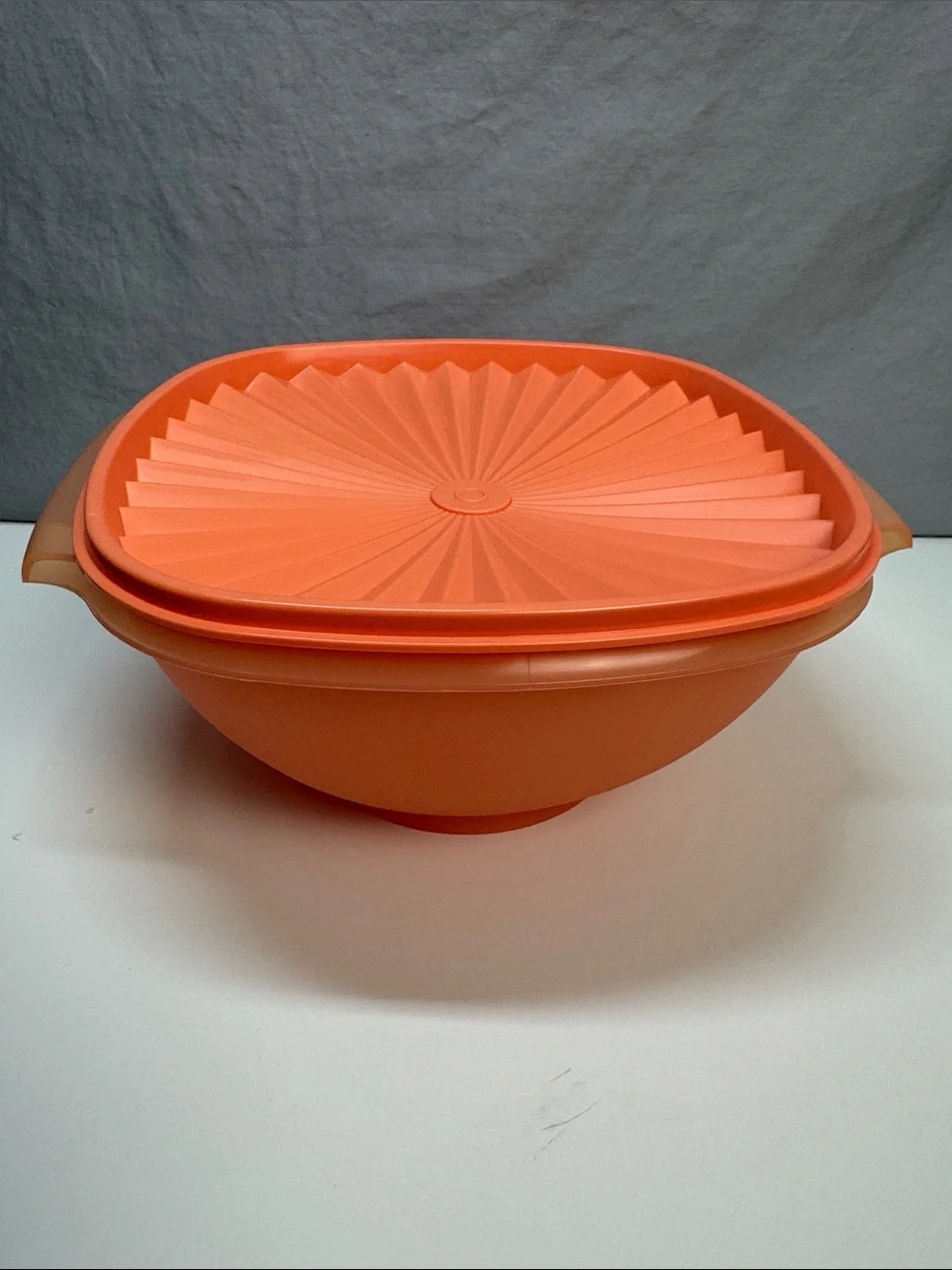 Tupperware Servalier Bowl Vintage Collection Orange 11.75 Cup