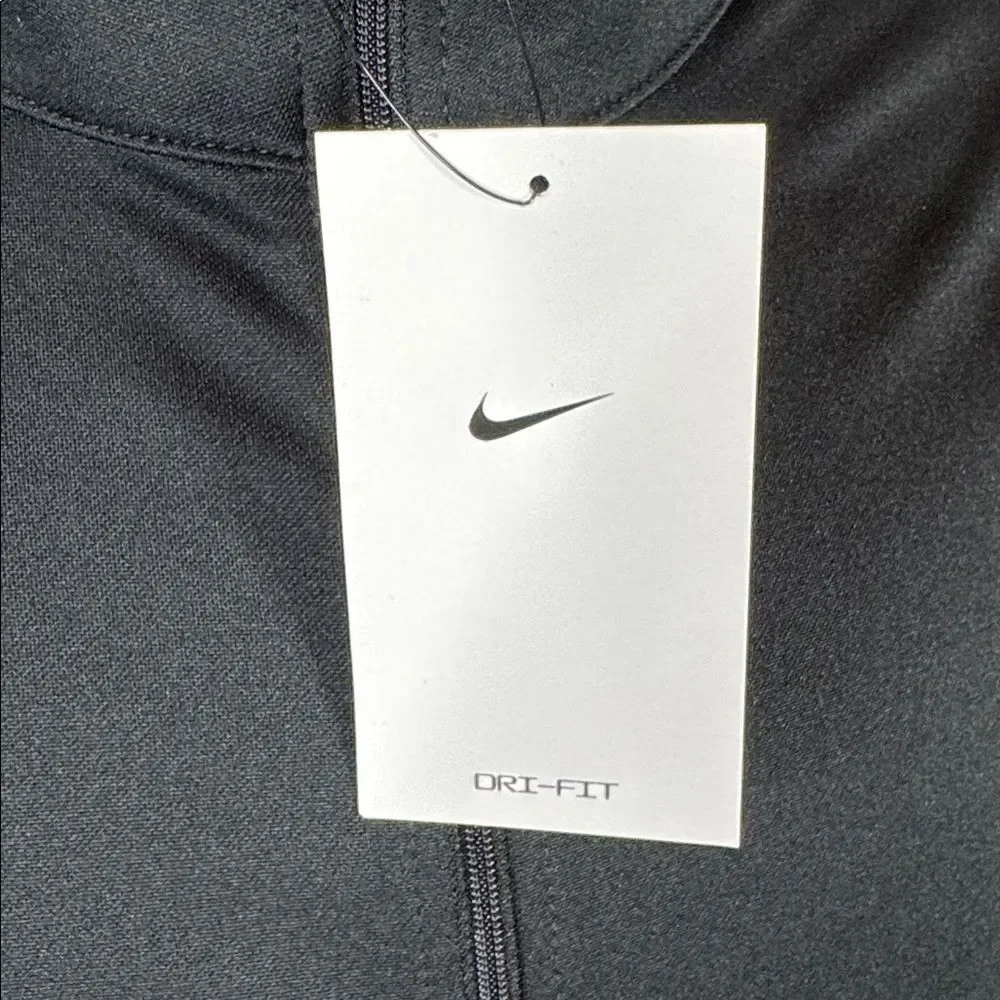 Nike men black