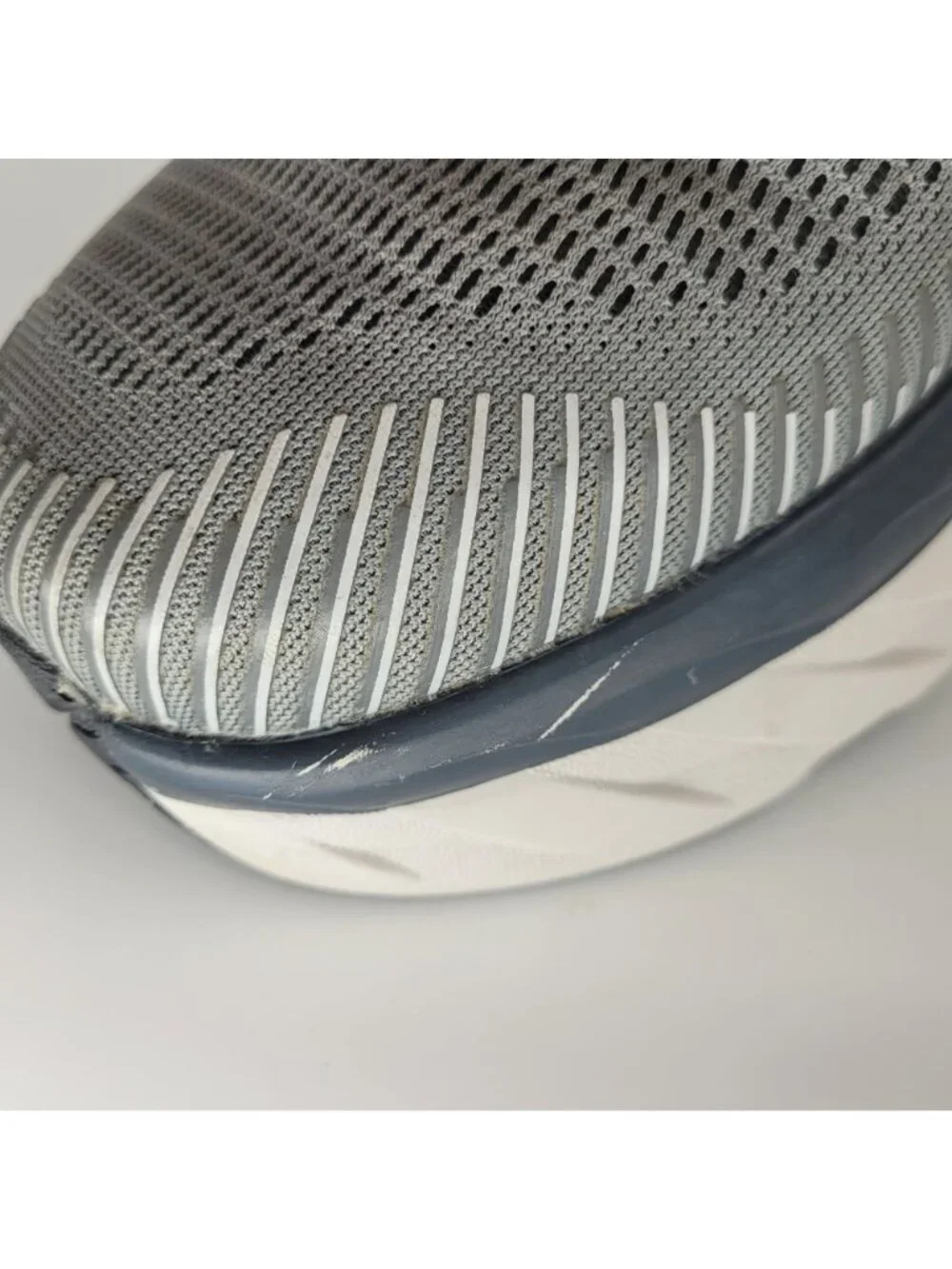 Hoka scratches laces uppers