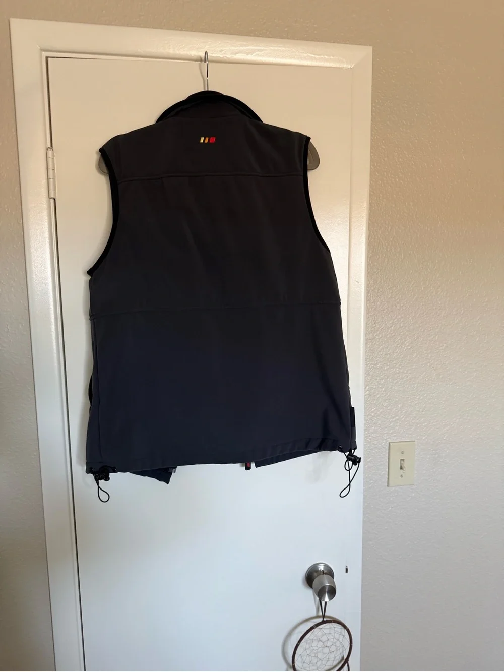 Girbing Nano Wire black sleeveless