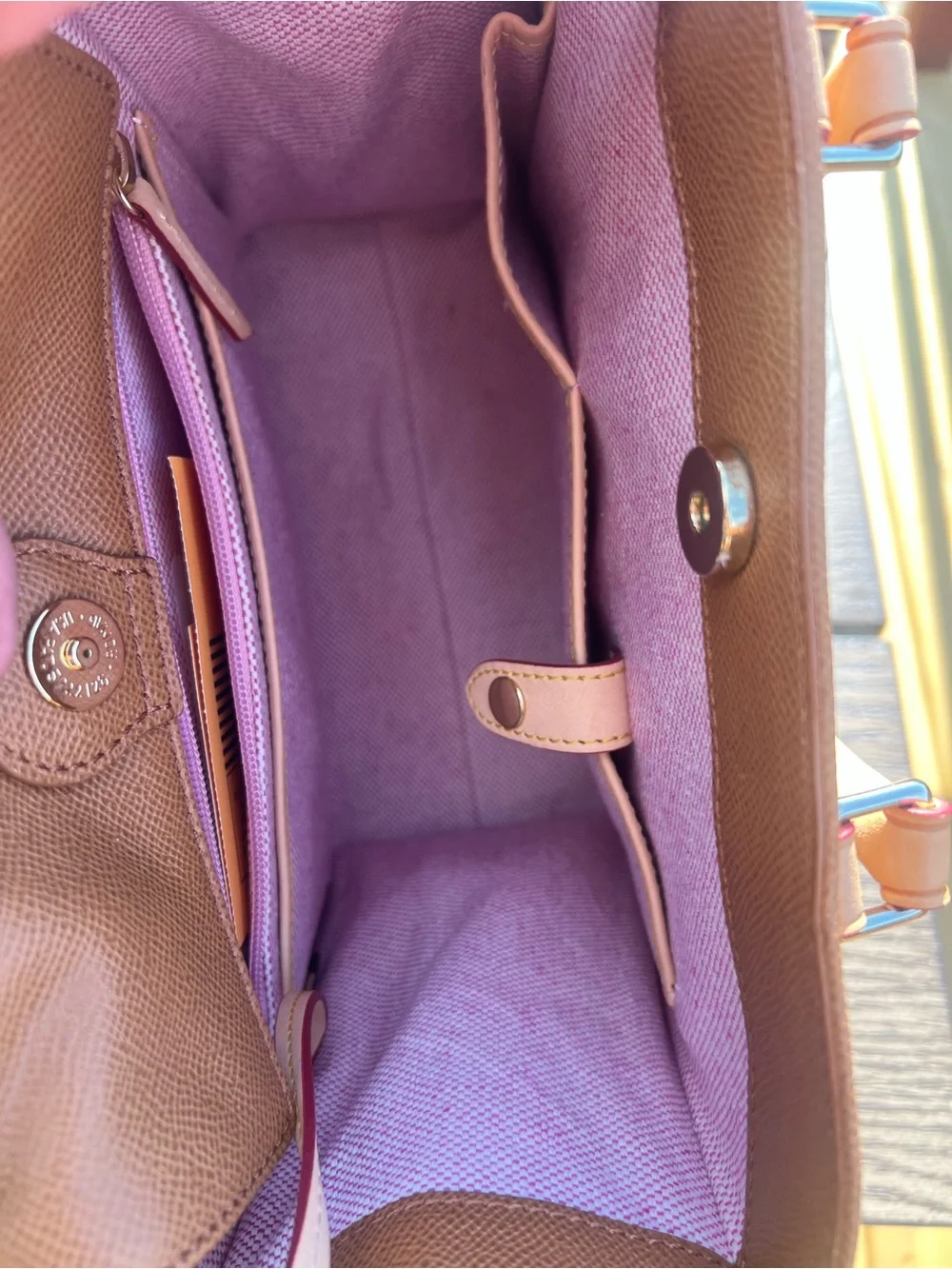 Dooney & Bourke authentic dooney