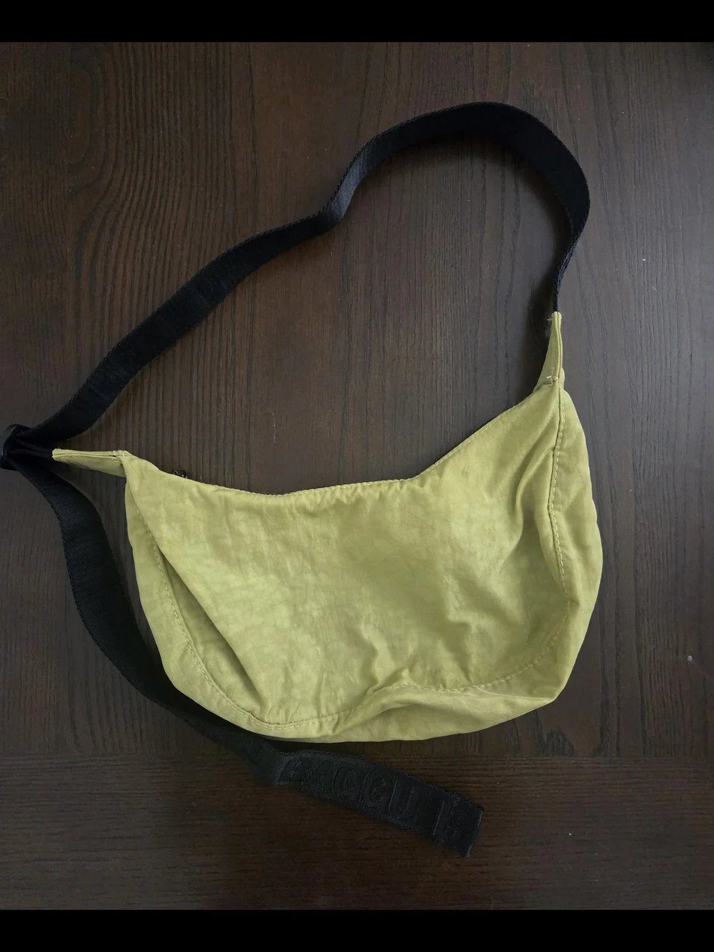 BAGGU small crescent