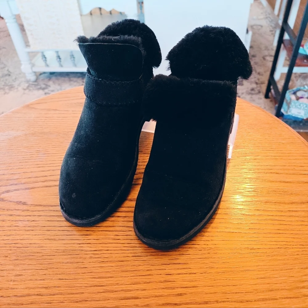 UGG mckay black