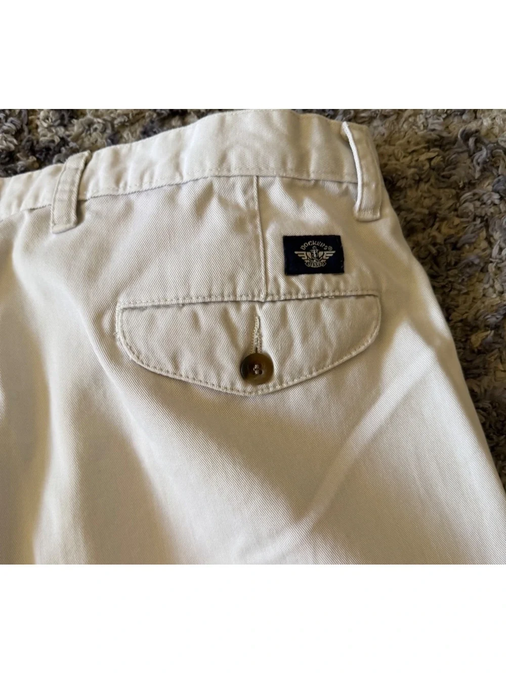 Dockers clean neutral
