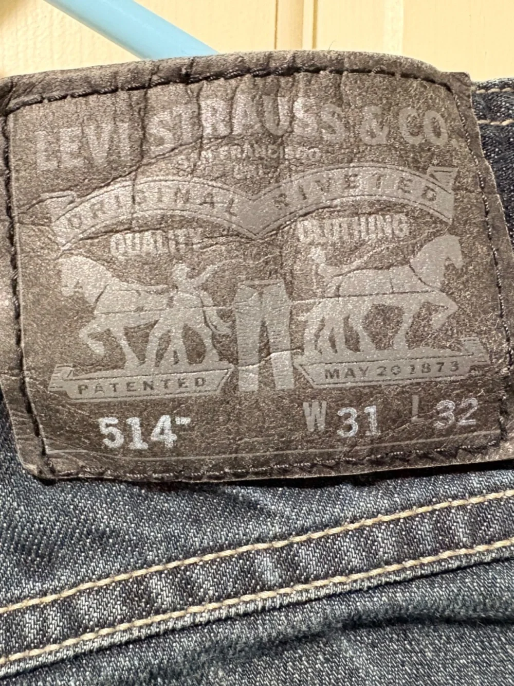 Levis 31x32 mens