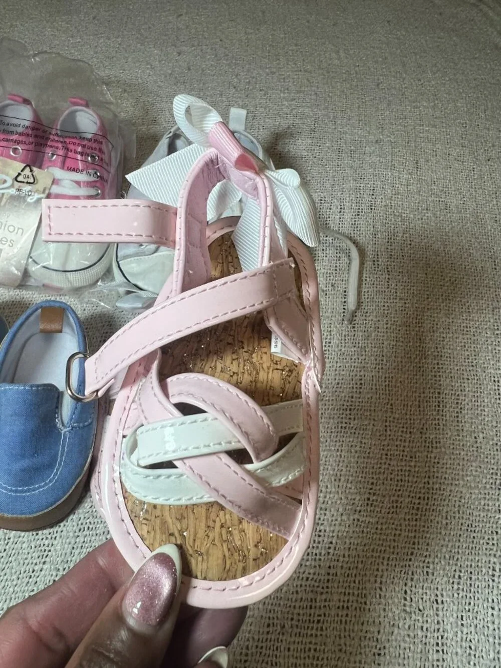 N/A 3–6 pink sneakers