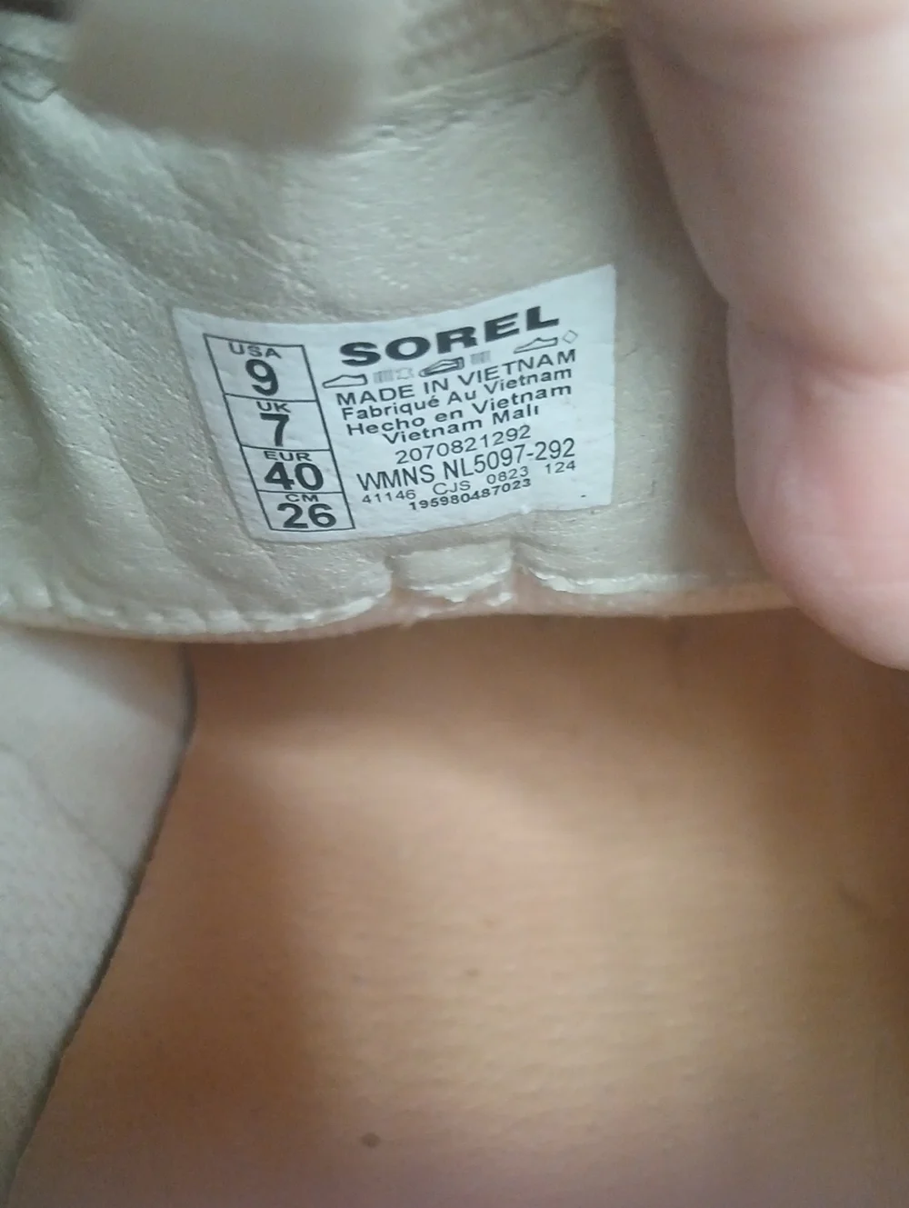 Sorel comfortable sneakers